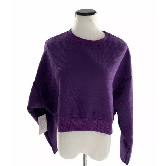 Nike City Ready Fleece Sweatshirt Womens M Swoosh Cropped Pullover Sporty NWT - Picture 2 of 8